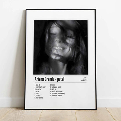 Poster Ariana Grande - petal